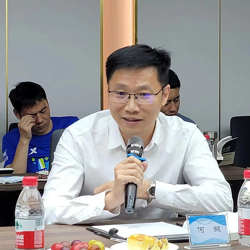 何听.jpg 何听.jpg