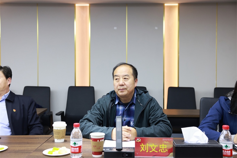 刘文忠.jpg 刘文忠.jpg